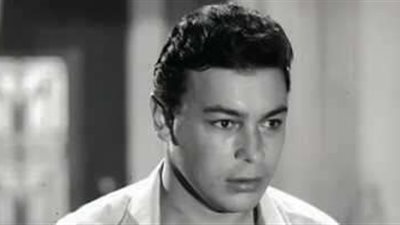 الولد الشقى.. اليوم ذكرى وفاة أحمد رمزي.. فشل في دراسة الطب والتجارة ودخل عالم التمثيل صدفة