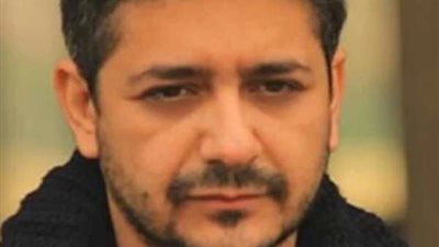 بعد اشتباه إصابته بكورونا.. إنجي علاء تدعو لمخرج مسلسل النهاية بالشفاء