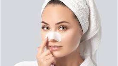 هل معجون الأسنان يزيل الرؤوس السوداء من البشرة