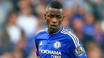 قاهر برشلونة يعلن اعتزاله.. تعرف على مسيرة راميريز لاعب نادي تشيلسي السابق