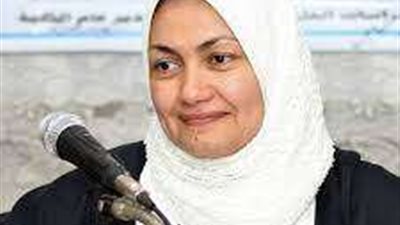 مستشارة شيخ الأزهر تنفى انتماءها للجماعة المحظورة