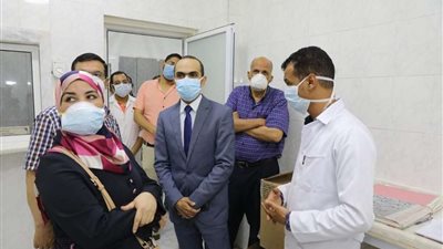 نائب محافظ سوهاج يتفقد مستشفى طهطا العام