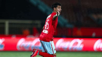 شوبير يصدم جماهير الأهلي بشأن مصير زياد طارق الموسم القادم