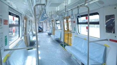 وزير النقل يعلن وصول أول قطار مترو أنفاق جديد  للعمل بالخط الثالث للمترو