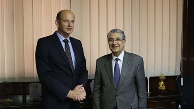 تفاصيل اجتماع وزير الكهرباء مع الرئيس التنفيذى لمنظمة الهيدروجين الأخضر