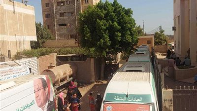 قافلة طبية بمنشأة القناطر وصرف الأدوية مجانا