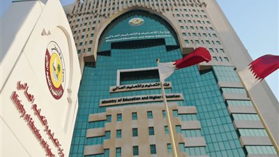 قرار صادم للموظفين المصابين بكورونا.. احتساب مدة الحجر الصحي من رصيد الإجازات