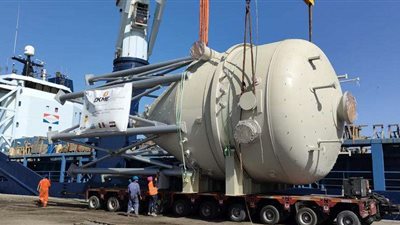 ميناء غرب بورسعيد يستقبل سفينة المهيئات الهولندية deo volente