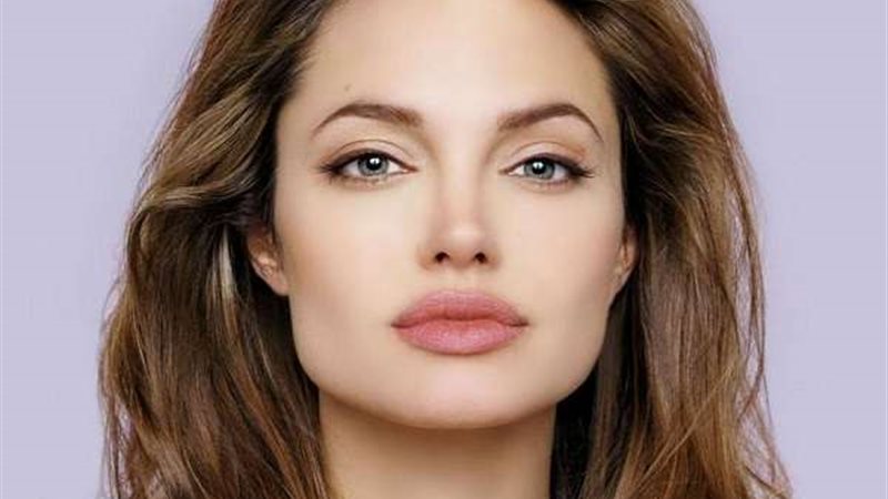 إنجلينا جولي