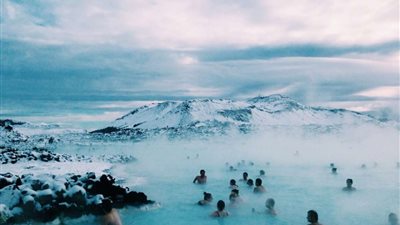 دولة أوروبية تعود إلى الحياة الطبيعية وترحب بكافة الزوار