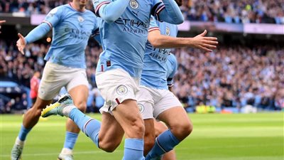 رباعية السيتي تحسم الشوط الأول أمام اليونايتد في ديربي مانشستر