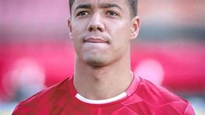 الأهلي يطالع العروض المقدمة لنجمه من أجل إعارته