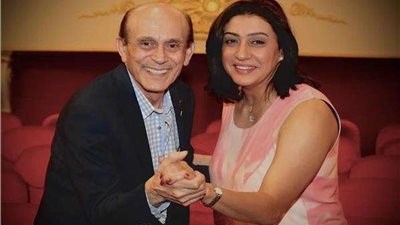 وفاء صادق تشارك محمد صبحي بطولة مسرحية 