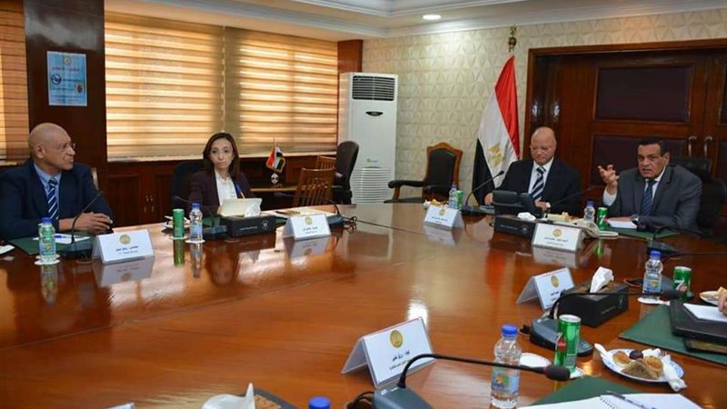 وزير التنمية المحلية