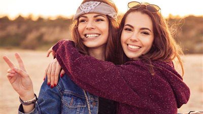 في اليوم العالمي للصداقة.. 3 أبراج غدارة «مينفعش تكون بسيت فريند»