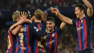 تشافي يعلن عن قائمة برشلونة لمواجهة إنتر ميلان في دوري أبطال أوروبا