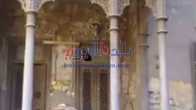 انتشال جثة من تحت الأنقاض في انهيار عقار بني سويف