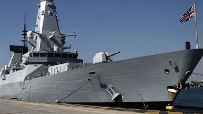 بريطانيا تعلن شراء سفينتين لحماية خطوط الأنابيب والكابلات تحت المياه