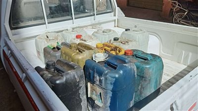 ضبط 2 طن سكر مجهول المصدر و300 لتر سولار قبل بيعها بالسوق السوداء في الغربية