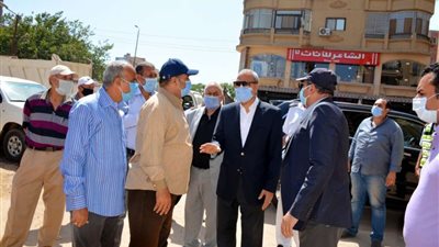 محافظ القليوبية يتفقد أعمال المرحلة الثانية لرصف طريق طراد النيل ببنها