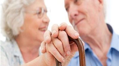 محكمة الأسرة تنهى نزاعا بين مسنين بعد خلافات دام لمدة 11 شهرا