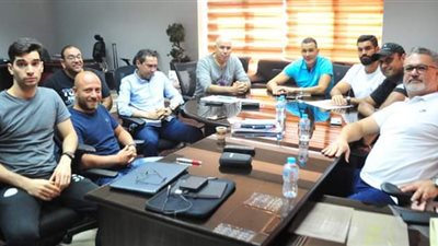 بركات يجتمع بـ ميكالي لمناقشة ترتيبات معسكر المنتخب الأولمبي القادم