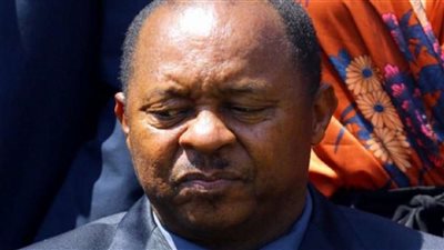 إساءة استغلال وظيفته.. فضيحة فساد بطلها وزير صحة