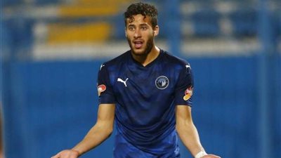 خاص.. بيراميدز يعنف رمضان صبحي بسبب فكرة عودته إلى الأهلي