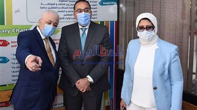 وزيرة الصحة تُطالب الأهالي بعدم التزاحم أمام لجان الثانوية العامة