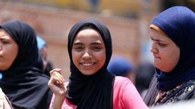 طلاب الثانوية العامة يؤدون امتحان اللغة الإنجليزية 2019/2020 الخميس المقبل