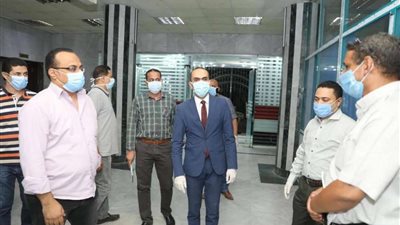 نائب محافظ سوهاج يتفقد مستشفى الهلال