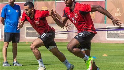 الأهلي يكثف تدريباته قبل مواجهة الاتحاد المنستيري
