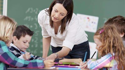 في اليوم العالمي للمعلم.. 3 أبراج فلكية لا تُصلح للمهنة «الجدي عنيد»