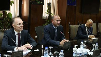 وزير الكهرباء يستقبل نظيرة البلغارى لبحث ومناقشة سبل دعم التعاون بين البلدين