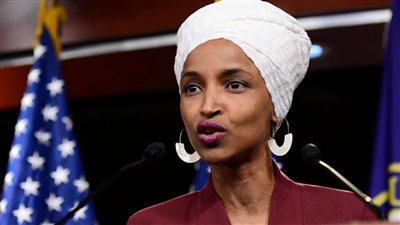 ترامب: إلهان عمر تريد تحويل أمريكا إلى الصومال التي هربت منها