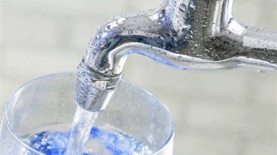 مسؤولة في وزارة الصحة توضح كمية المياه الضرورية لمرضى كورونا