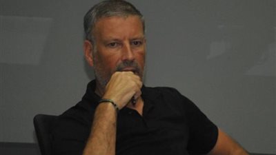 تعليق ناري من جريشة على مستقبل كلاتبيرج في لجنة الحكام