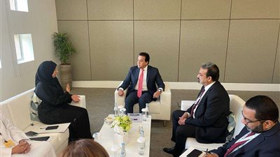 وزير الصحة يتوافق مع نظيرته القطرية على تبادل الخبرات والتجارب الناجحة