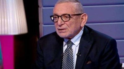 رسالة شديدة اللهجة من عدلي القيعي إلى جماهير الأهلي