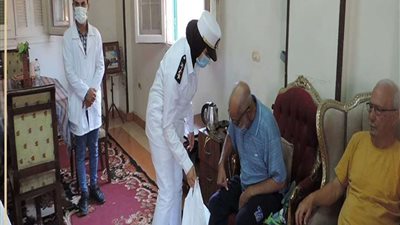 «رد الجميل» ترسم البهجة على وجه كبار السن ونزلاء دور الرعاية والمستشفيات