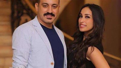 داعم ليا وسند.. دياب يحتفل بعيد زواجه