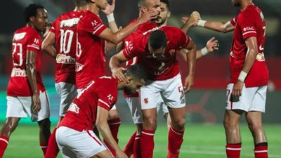 الحديدي للاعيبي الأهلي: انسو الماضي.. الأهلي هو من يضيف للمدربين