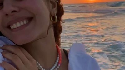 مايان السيد تدعم حملة الكشف المبكر لسرطان الثدي