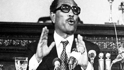 أحمد موسى: السادات رجع الأسرى الإسرائيليين بـ بيجامات كستور المحلة .. فيديو