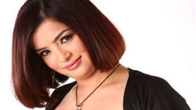 بعد اعتزالها.. داليا إبراهيم تعود لإثارة الجدل بـ