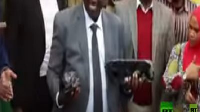 في يوم.. عامل بسيط يتحول إلى مليونير!