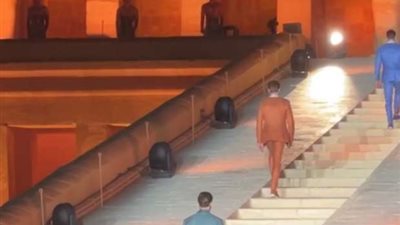 بحضور 1000 شخص .. معبد حتشبسوت يحتضن حفل دار أزياء ستيفانو ريتشي