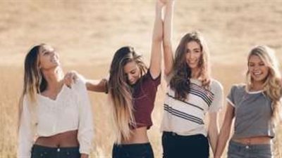 في اليوم العالمي للفتاة.. إزاي البنات بتعبر عن زعلها أبرزها 