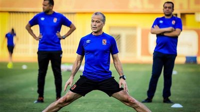 الأهلي يستأنف تدريباته في وجود الشباب