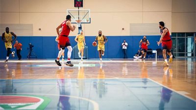 الاهلي إلى ربع نهائي البطولة العربية للسلة بعد الفوز على أهلي حلب السوري 87-76